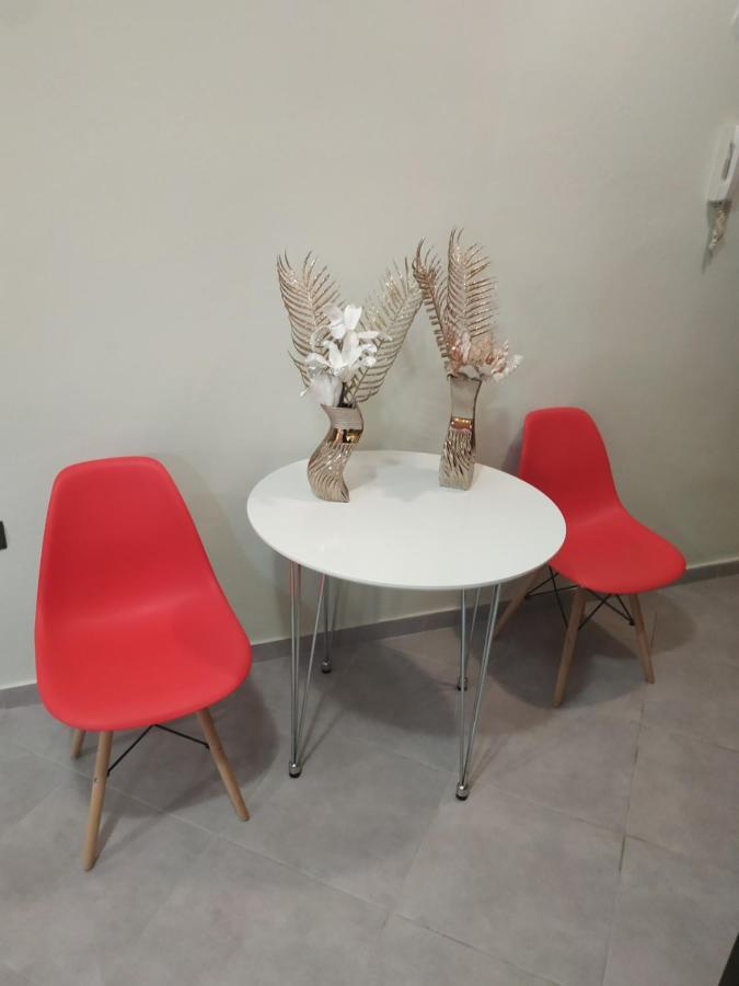 G M 1 Rooms Kentro In The Heart Of The City Lárisa Eksteriør bilde